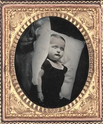 Post-mortem på pude, lodret, ca. 1850.