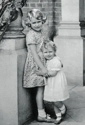 Prinsesser Elizabeth og Margaret Rose, 1932, 1937
