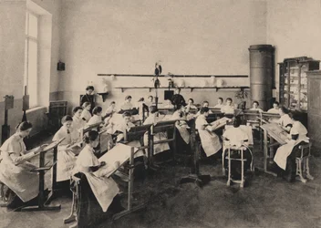 Elever fra Smolny Institute for Noble Maidens ved en maletime, 1889