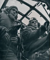 RAF bombeflypilot og anden pilot, 1941