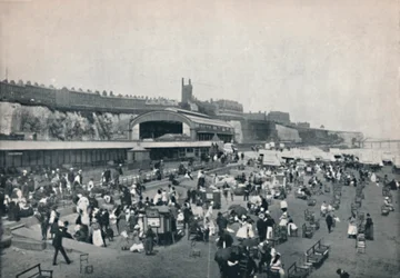 Ramsgate - En livlig udsigt over sandet, 1895