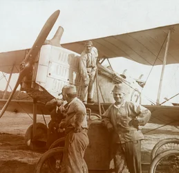 Tankning biplan, c1914-c1918