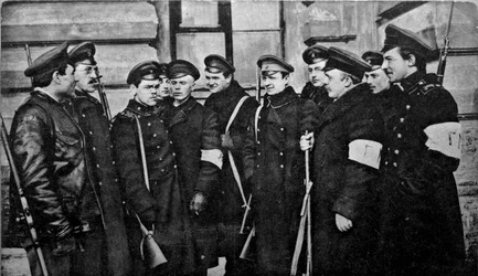 Revolutionære studerende efter februarrevolutionen, Rusland, 1917.