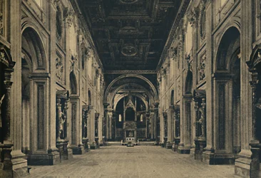 Roma - Hovedskib i Basilica of St. John Lateran Borromini, bue. 1650, 1910