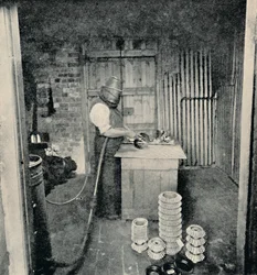 Sandblæsende tandhjul, c1917