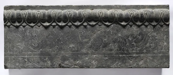 Sektion af en kisteplatform: Vandret panel, 550-577.