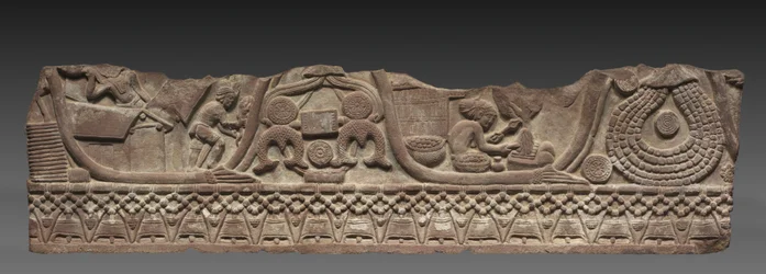 Sektion af en håndteringsskinne, c. 150 f.Kr.