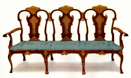 Sofa af Walnut and Gesso, 1930.