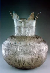 Granatæblevase i sølv, fra Tutankhamons grav, 1300-tallet f.Kr