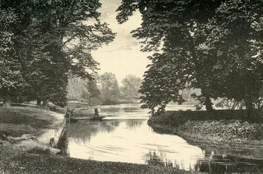 Sixth Form Bench, og Fellows Eyot, 1911.