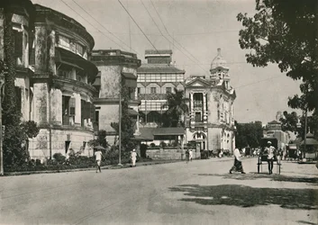 Strand Road, Rangoon. - Postkontor, Imperial Bank of India. Toldhus i afstand, 1900.