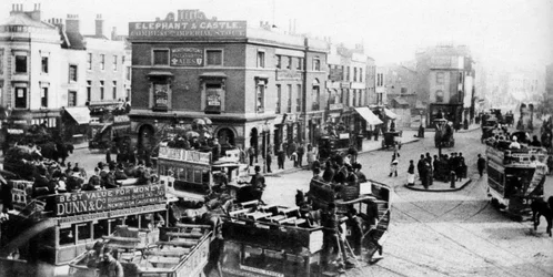Elefanten og slottet under hestesporvognens tid, London, 1926-1927