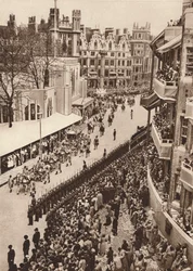 Statskareten forlader Westminster Abbey efter kroningen af kong George 6., 1937