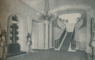Den fine Trappehal i First Lords residens ved Admiralitetet, 1937