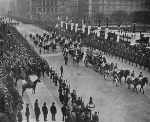 Parlamentets åbning, november 1914, 1915