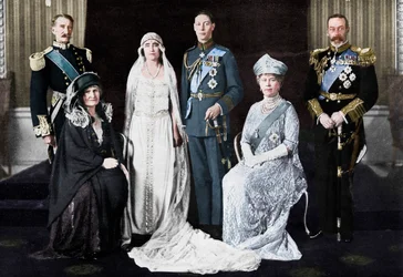 Bryllupet mellem hertugen af York og Lady Elizabeth Bowes-Lyon, 1923.