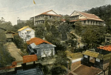 Un Hotel A Kioto, Hotel i Kyoto, 1900.