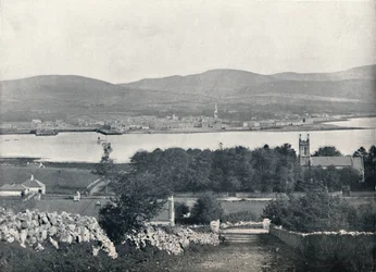 Warrenpoint - Fra Omeath, på den modsatte side af Carlingford Lough, 1895