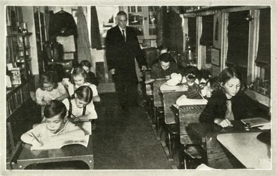 Når Skolen kommer til Børnene - Omrejsende skoler giver en grundig moderne undervisning til