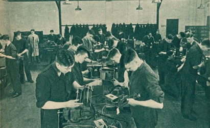Wireless Operator Mechanics Workshop, 1940