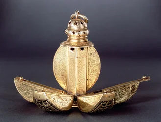 Pomander med fire åbne rum til opbevaring af parfume eller andre aromatiske stoffer, forgyldt sølv, sandsynligvis engelsk, ca. 1580