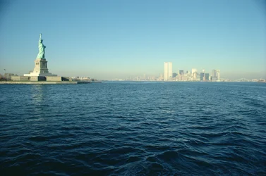 Udsigt over Frihedsgudinden og den sydlige ende af Manhattan Island