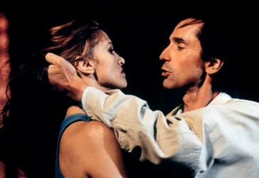 They Never Forget, instrueret af Christopher Frank