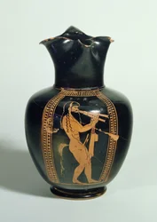 GR.126-1864 Oinochoe, dekoreret med Satyr, der spiller dobbeltfløjter, attisk rød figur, Athen, græsk, 520 f.Kr. (ler)