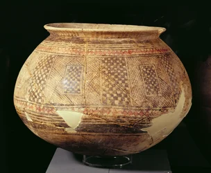 Krukke med geometrisk dekoration i Halaf-stil, ca. 4500 f.Kr. (terracotta)
