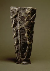 Drømmebæger af Prins Gudea, dedikeret til hans personlige gud Ningishzida, fra Telloh, oldtidens Girsu, ca. 2150 f.Kr. (steatit)