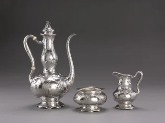 Hamret kaffeservice: Kaffekande, ca. 1900-1910