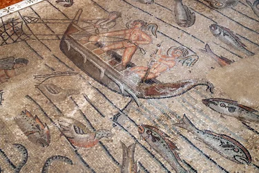 Patriarkalske basilika i Aquileia. Mosaikgulv med kristen symbolik, 4. århundrede. Italien.