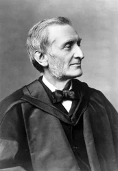 Professor John Hall Gladstone, kemiker, ca. 1890