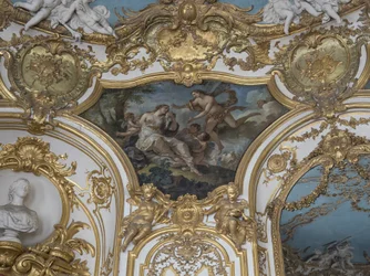 Psyche indsamlet af Zephyr. Maleri af Charles Joseph Natoire (1700-1777)