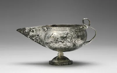 Udsprøjtet kande, 300-600