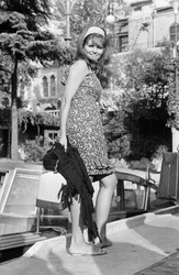 SKUESPILLEREN CLAUDIA CARDINALE VED DEN INTERNATIONALE FILMFESTIVAL PÅ VENEDIG LIDO - 1965