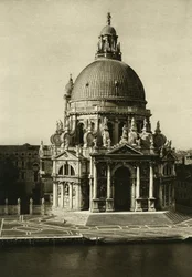 Basilikaen Santa Maria della Salute for enden af Canal Grande. Venedig fotografi af Wilhelm Bode