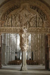 Vezelay basilika narthex gate, Vezelay, Frankrig
