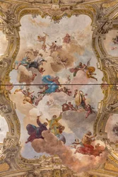 Udsigt over hvælvingen med fresker af Teatini Room, Chiesa di San Vincenzo, Piacenza, Emilia-Romagna, Italien (foto)