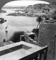 Aswan-dæmningen set fra Philae-templet, Egypten, 1905.