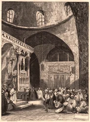 Rabbiner og menighed i en synagoge i Jerusalem