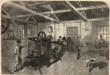 Telegrafi: Fremstilling af transatlantisk kabel i Glass, Elliot and Company-fabrikken i East Greenwich (England). Indgravering i ""The Illustrated London News"" af 14. marts