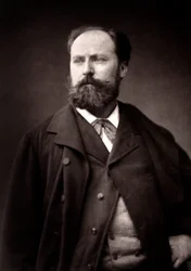 Kunstneren Henri-Paul Motto fotograferet i anledning af Paris-salonen i 1881