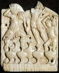 Bryllup i Kana: "" tjenerne fylder seks krukker med vand, som Jesus Kristus vil forvandle til vin""" Udskåret elfenbenstavle. London, Victoria and Albert Museum fra det 11. århundrede