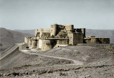 Krak fra Knights Castle Fort, der stammer fra korstogene, ligger i det vestlige Syrien, i 1930.