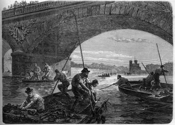 Pariserkommunen i 1871. Fiskeri efter våben kastet i Seinen under Austerlitz-broen af Federes (communards) på tidspunktet for den afsluttende debat i kommunen.