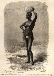 Datteren af en marabout fra Oualet (Mauretanien), med en skål på hovedet for at fremstille sort sæbe. Stik, der illustrerer marine-løjtnant M. Mages rejse til Vestsudan, 1863-1866, udgivet i „Le Tour du monde, nouveau journal des voyages“