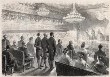 Besøg af Vilhelm I af Preussen (1797-1888) til Compiegne: gallashow i paladsteatret i nærværelse af Napoleon III (1808-1873) - Indgravering i "" Den illustrerende verden"