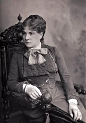 Mme Alix-Marie PASCA (1836-1906) - Portræt af Alix Pasca (1835-1914), fransk komiker. Fotografering sidst i det 19. århundrede.