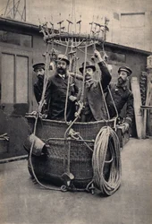 Fotografisk iscenesættelse med en luftballon. Fotografi, slutningen af det 19. århundrede, Paris. Saml. Selva.